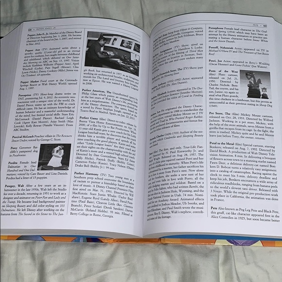 A to Z The Official Disney Encyclopedia 4th ed - Picture 4 of 6